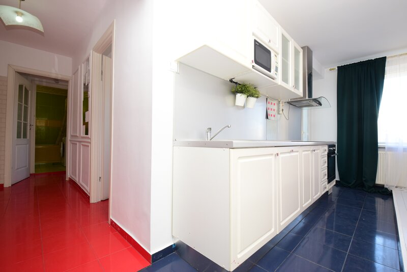 Parc IOR, metrou Grigorescu 2 camere decomandat, bloc 1986