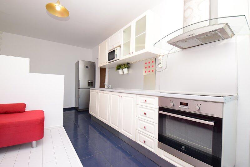 Parc IOR, metrou Grigorescu 2 camere decomandat, bloc 1986