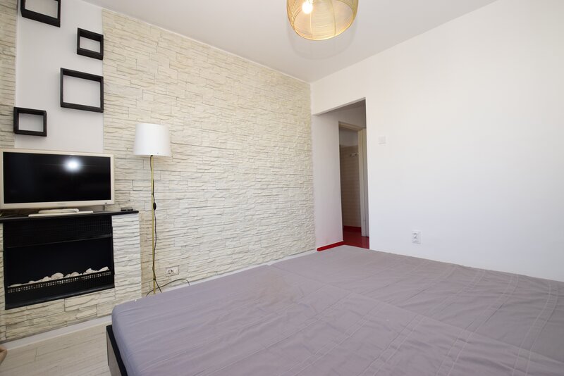 Parc IOR, metrou Grigorescu 2 camere decomandat, bloc 1986